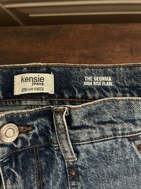 Kensie Retro Luxe High-Rise Flare Jeans - Medium Blue Wash
